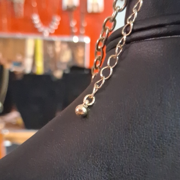 Taramanda Gold and Multicolor Statement Necklace - Picture 9 of 16